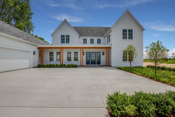 Concrete Driveway Service in Simi Valley