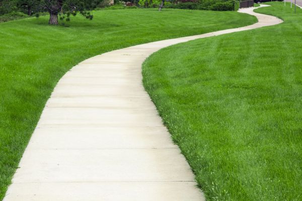 Cost of Sidewalk Paving in Simi Valley