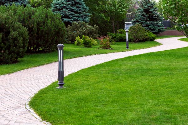 Backyard Sidewalk Installation in Simi Valley